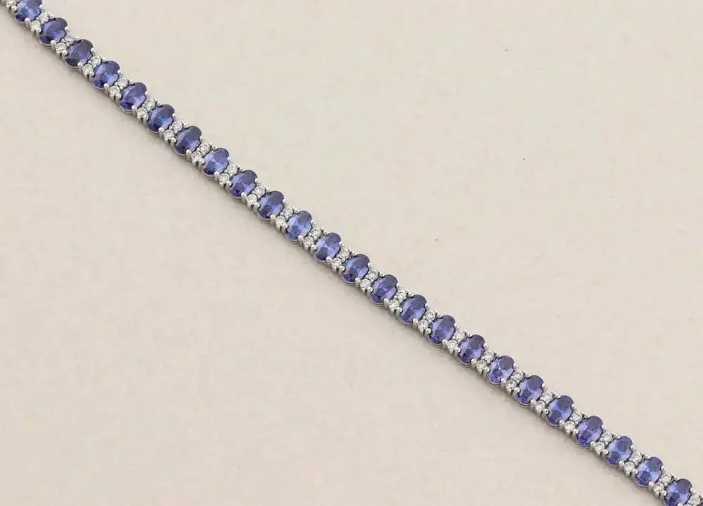 Unbranded sterling silver 